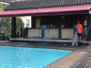 蘇州可移動伸縮雨棚戶外（wài）推拉棚大（dà）型伸縮雨棚（péng）