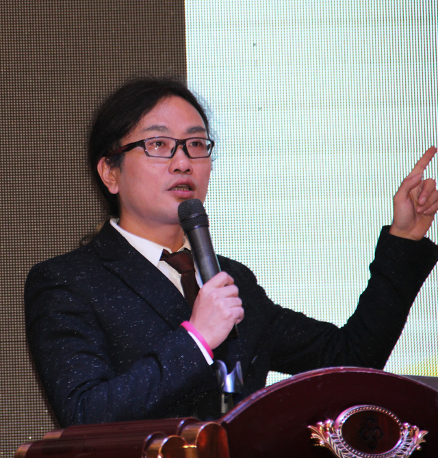“2016年中國電梯(tī)信息溝通暨(jì)第(dì)20屆廣告人會”與“電梯運行安全數據可(kě)追溯性研討會”在銀川(chuān)舉辦